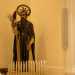 O ancora ecco la statua lignea di Sant'Antonio, la stessa contenuta nella chiesetta ubicata fino agli anni 90 sotto il Fortino. Questultima  una scultura mitica: si dice che stata salvata dalla chiesa sommersa sull'isola di Monte Rosso 